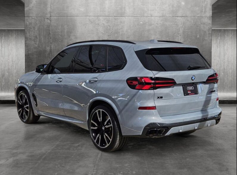 2024 BMW X5 M60i