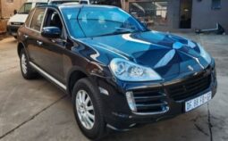 2009 Porsche Cayenne Cayenne Petrol