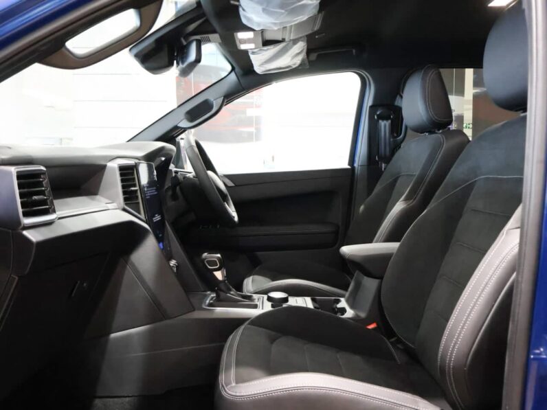 2026 VW Amarok Dark Label Motion Diesel