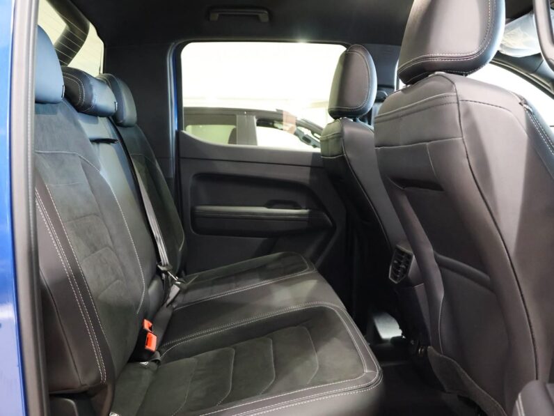 2026 VW Amarok Dark Label Motion Diesel
